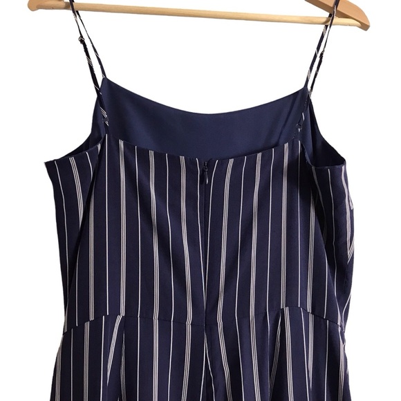 L’AGENCE Size 6 Silk Finley Button-Leg Stripe Jumpsuit Navy‎ White Lightweight - Picture 5 of 10